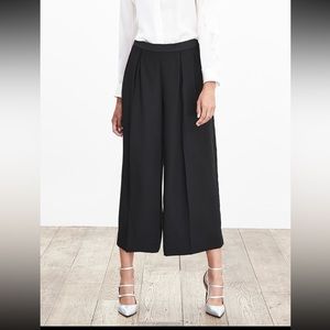 Banana Republic Drapey Gaucho Wide Leg Crop Pant Black 6